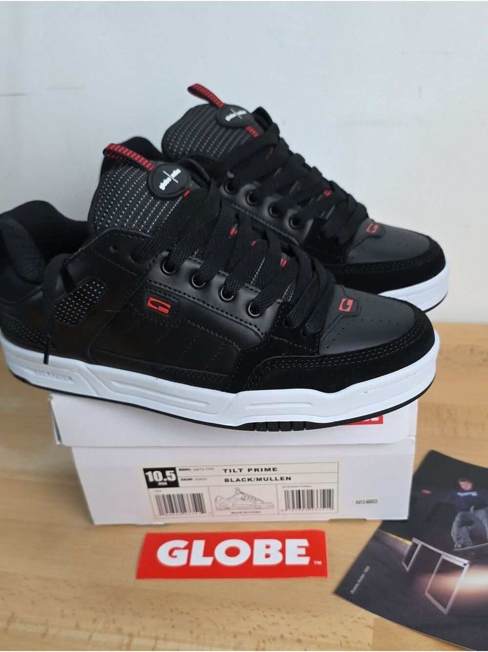 Rodney Mullen Globe Men's Black Sneakers with Red Accents 10.5